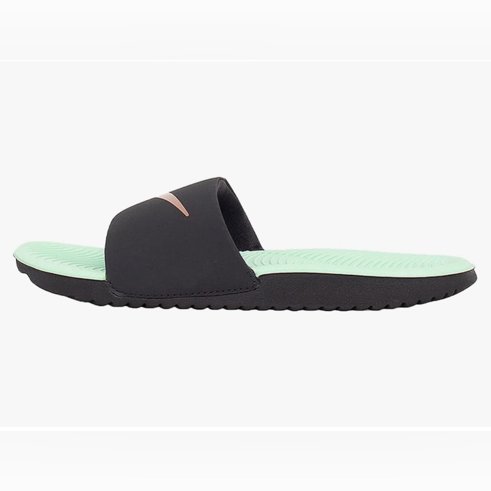 Unisex Nike Kawa Big Kids' Slides. Brand new. Children’s summer shoes/ sandals